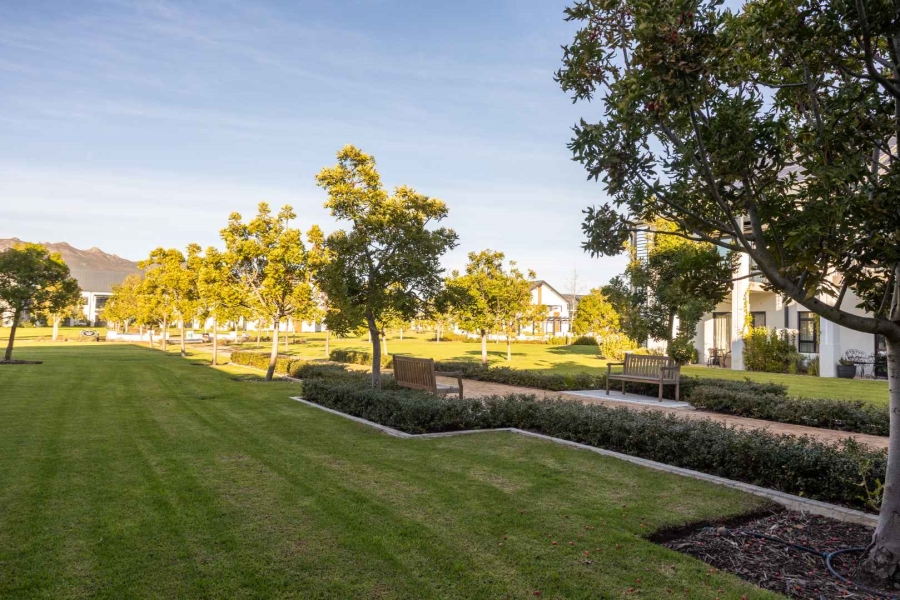 2 Bedroom Property for Sale in Val De Vie Estate Western Cape